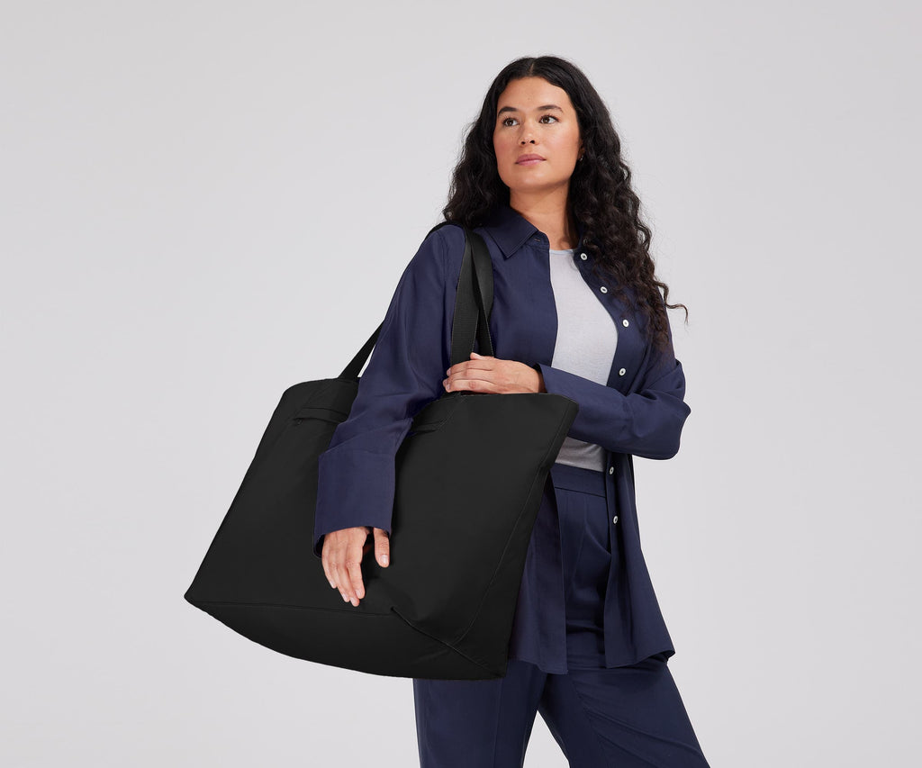 Away Large Featherlight Tote Tote Bag - Jet Black