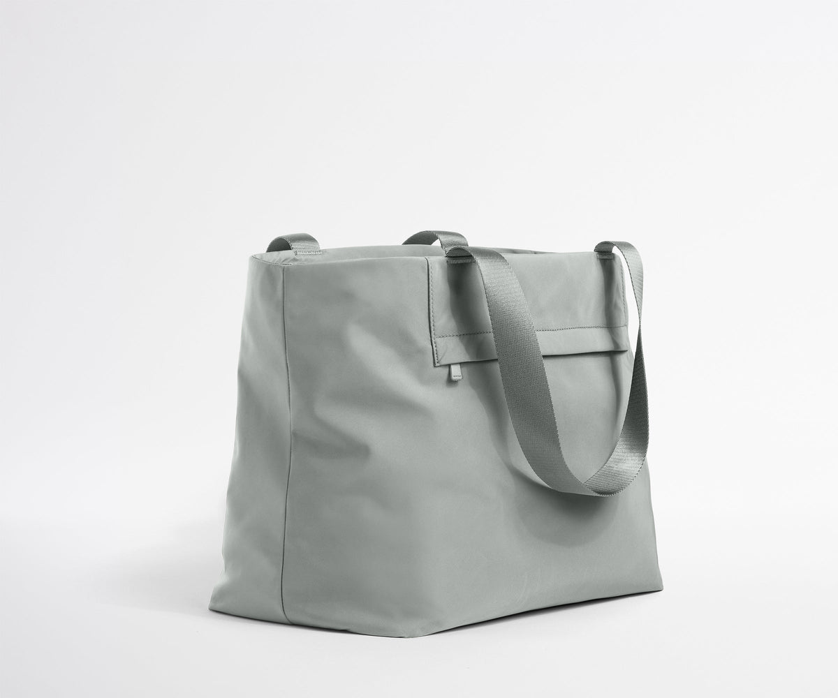 Away Featherlight Tote Tote Bag - Nordic Gray
