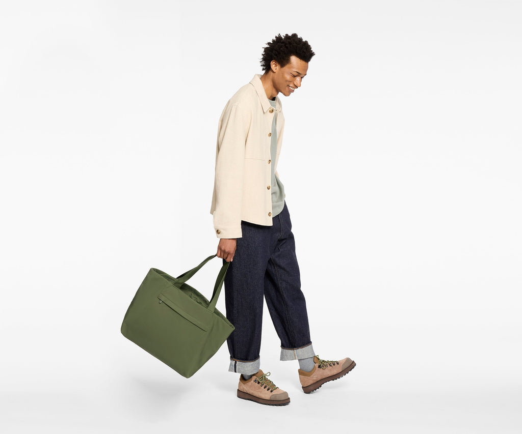 Away Featherlight Tote Tote Bag - Olive Green