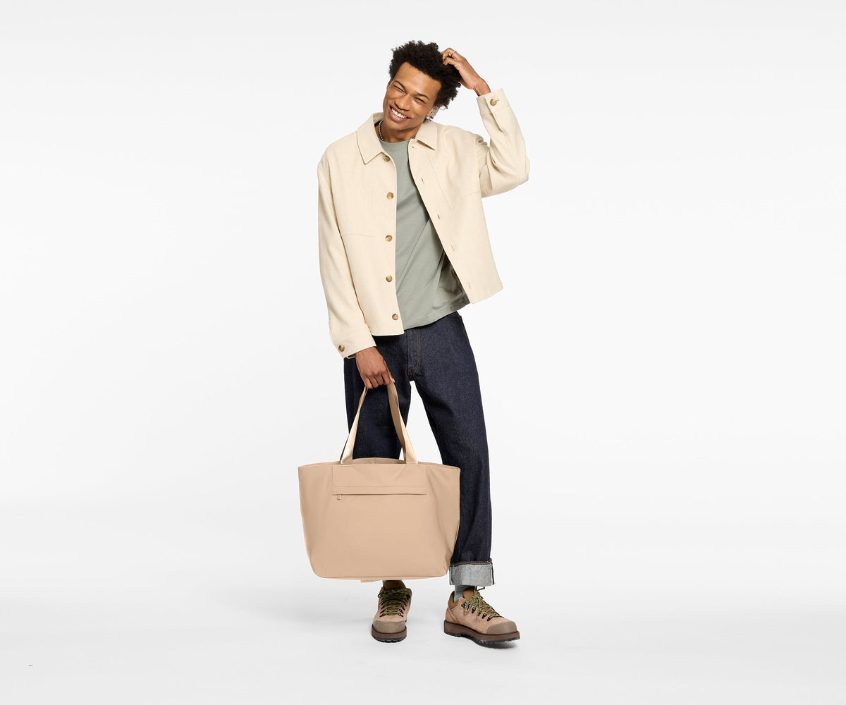 Away Featherlight Tote Tote Bag - Camel Brown