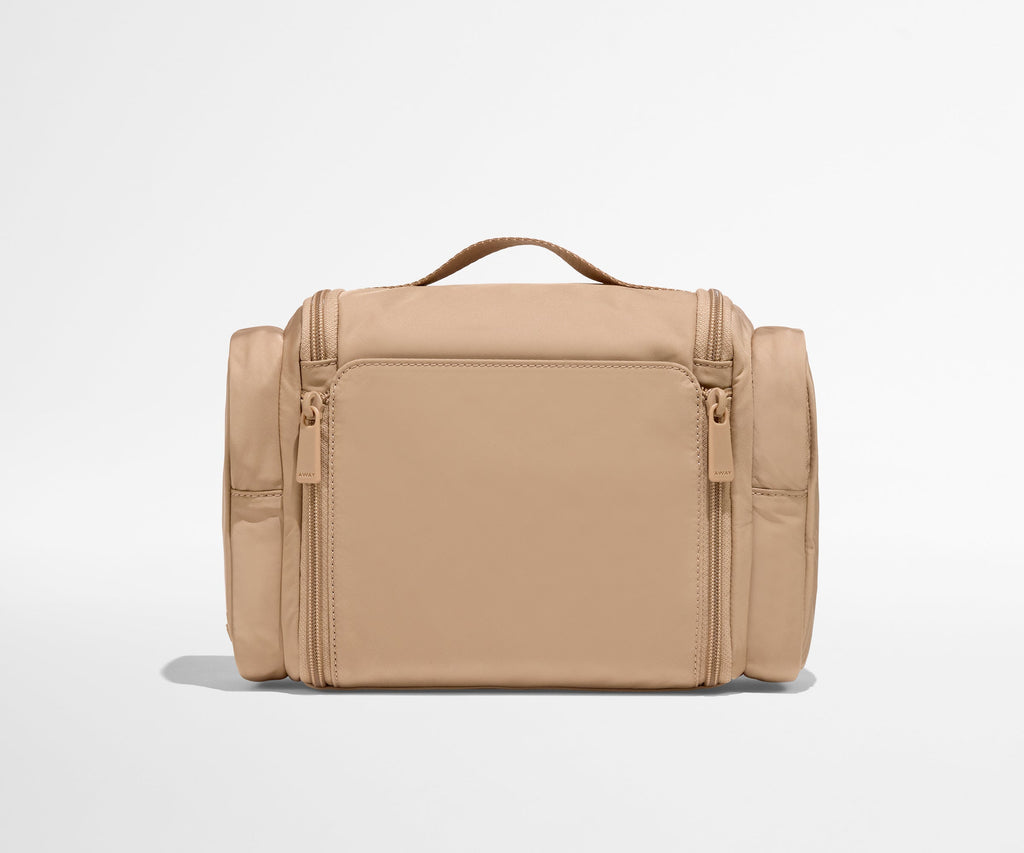 Away Featherlight Hanging Travel Vanity Travel Accessory - Camel Brown