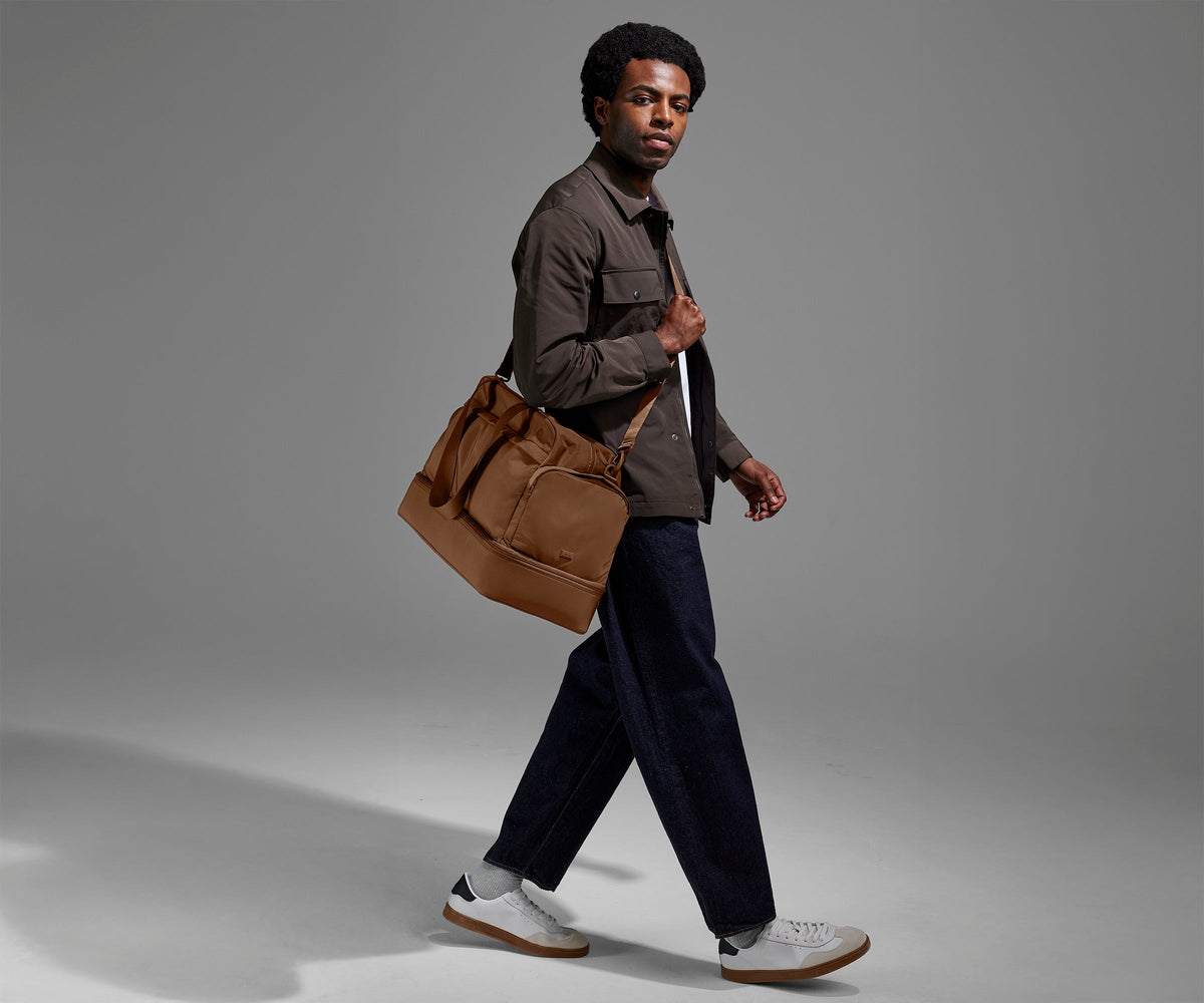 Away Featherlight Weekender Crossbody Bag - Amaro Brown