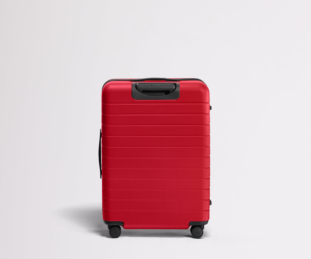Away The Medium Flex Suitcase - Cherry Red