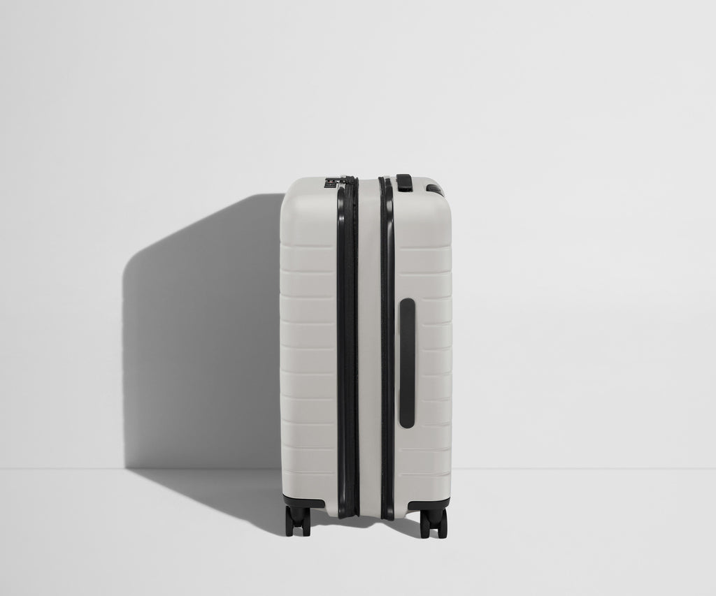 Away The Bigger Carry-On Flex Suitcase - Cloud Gray