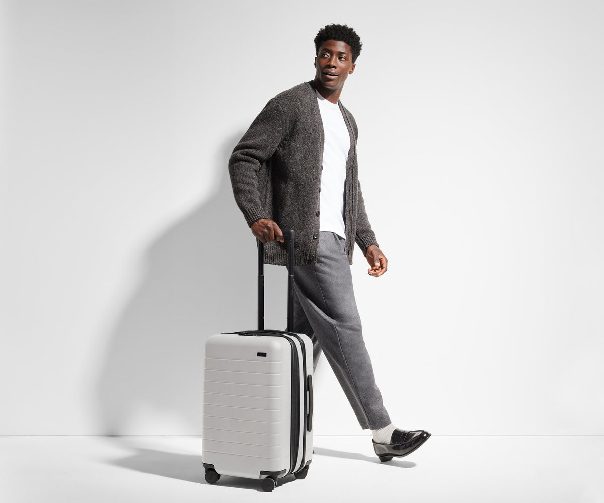 Away The Carry-On Flex Suitcase - Cloud Gray