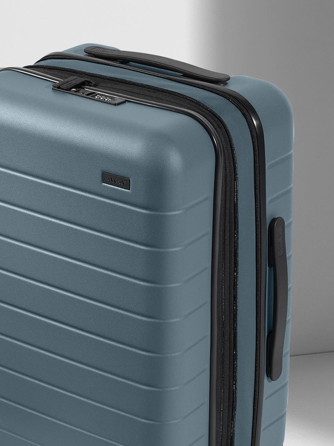Away The Carry-On Flex Suitcase - Coast Blue (DTM)