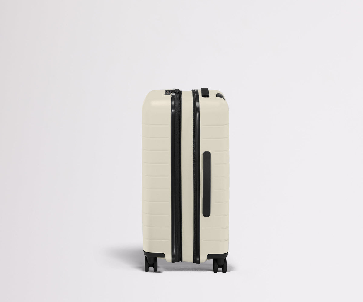 Away The Bigger Carry-On Flex Suitcase - Salt White
