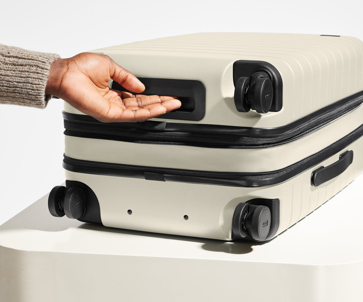 Away RSVP Yes Bundle Suitcase