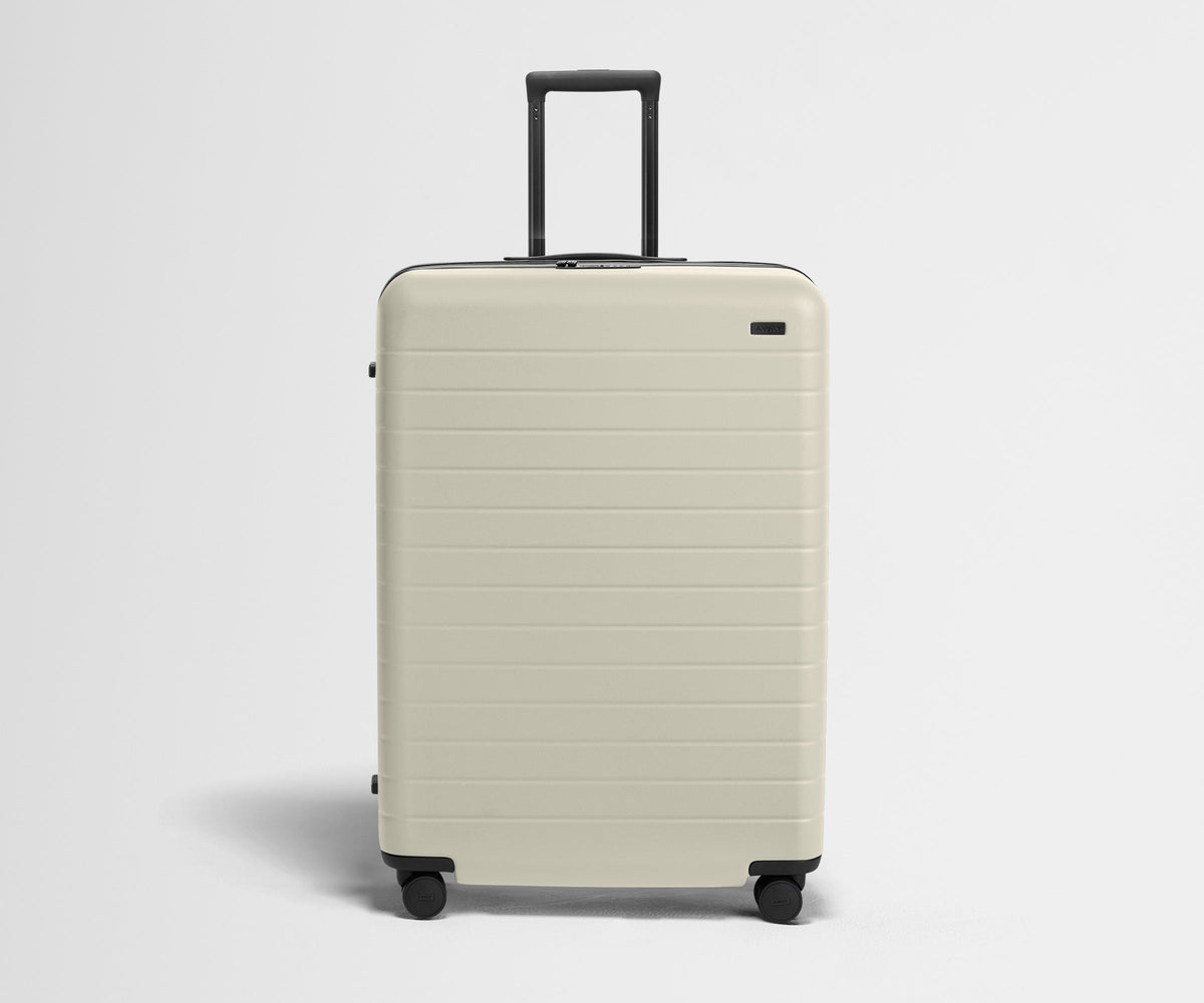 Away The Large Flex Suitcase - Salt White