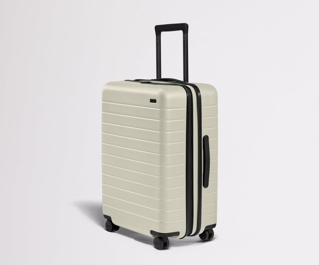 Away The Medium Flex Suitcase