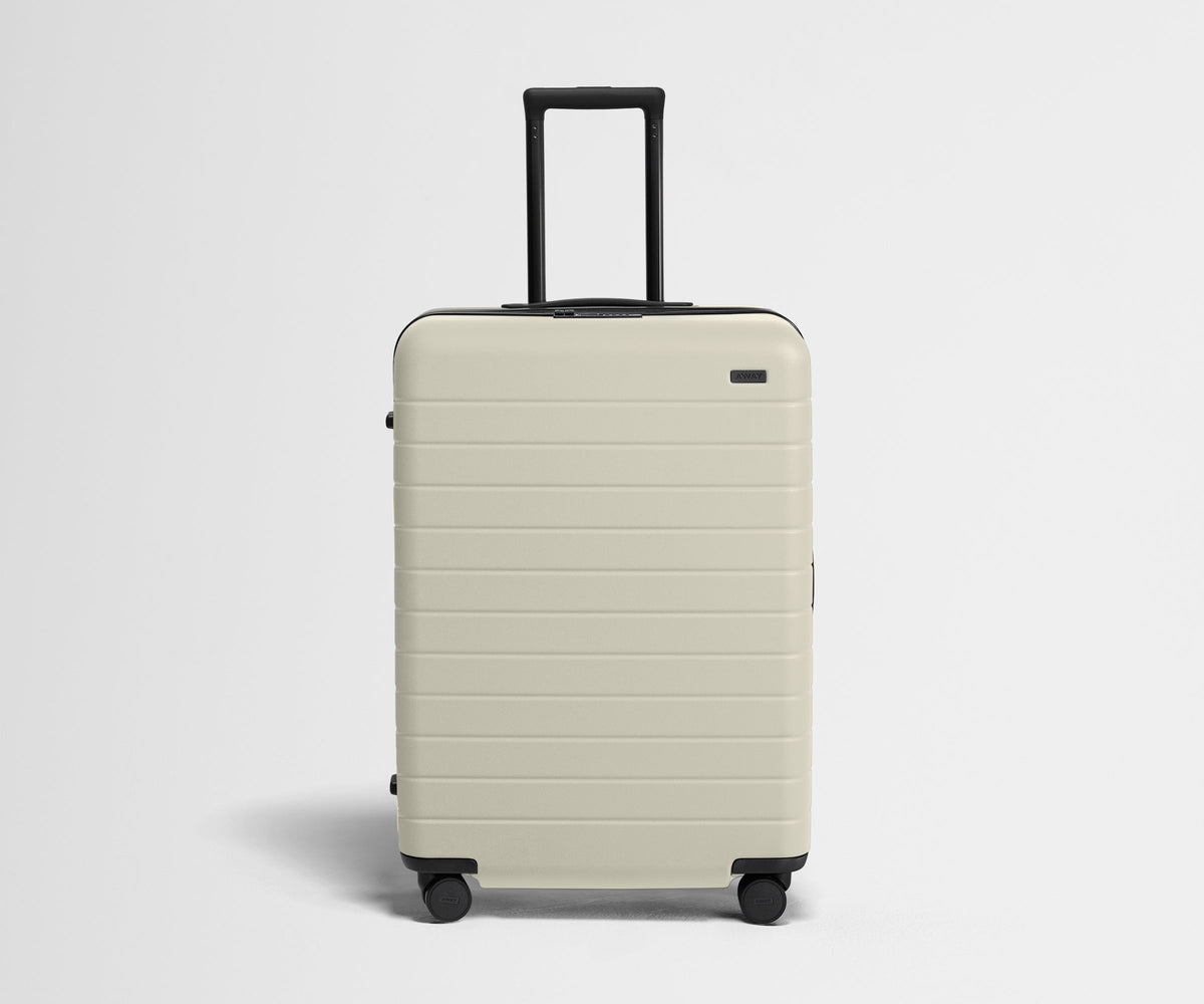 Away The Medium Flex Suitcase - Salt White