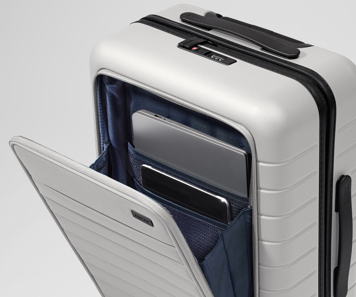 Away The Executive Carry-On Suitcase - Cloud Gray