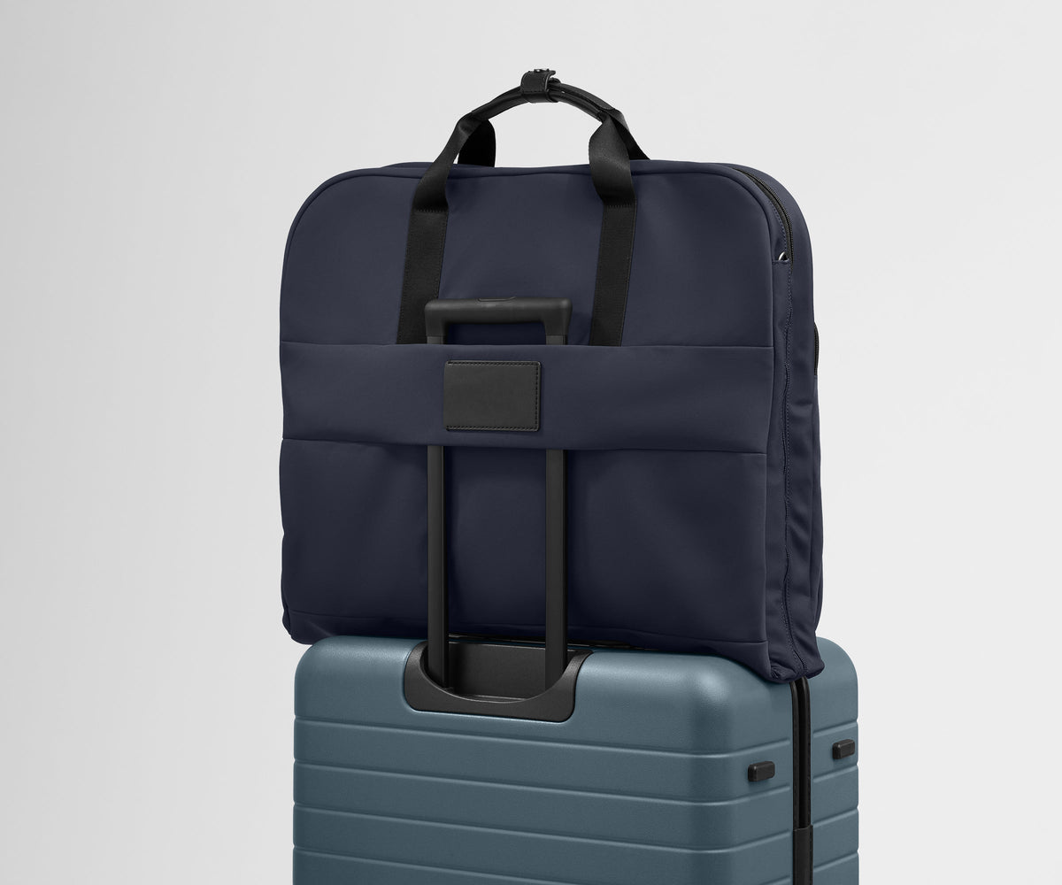 Away Garment Bag in Navy Blue