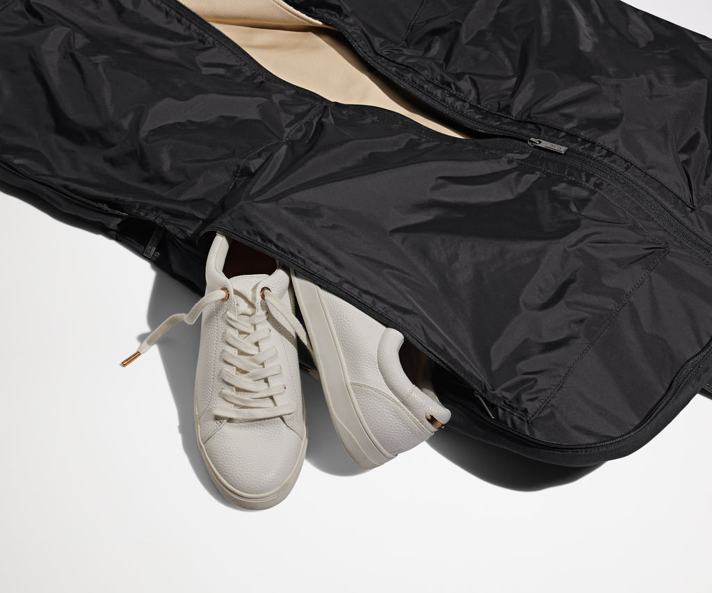 Away The Garment Bag in Jet Black
