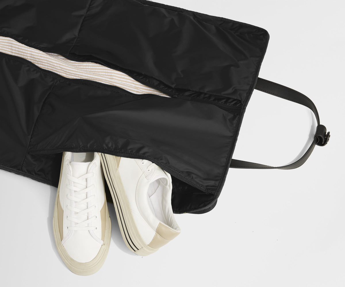 Away Garment Duffle Garment Bag - Jet Black