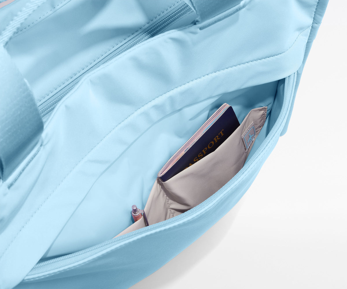Away Featherlight Daily Tote Tote Bag - Opal Blue