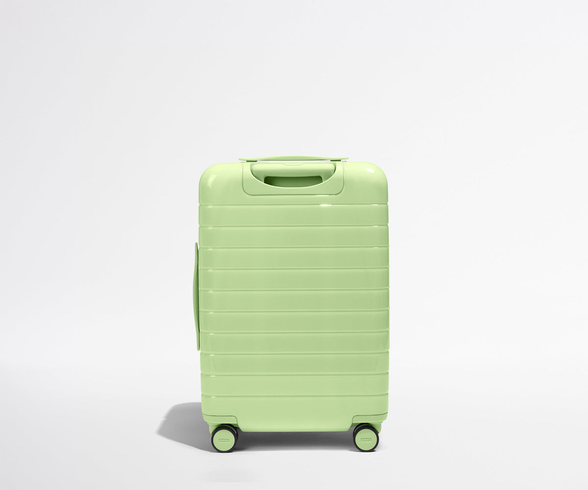 Away The Bigger Carry-On Suitcase - Glazed Matcha Milk Green