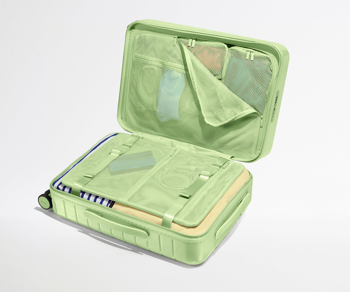 Away The Bigger Carry-On Suitcase - Glazed Matcha Milk Green