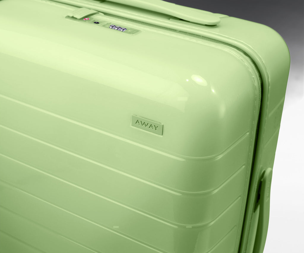 Away The Bigger Carry-On Suitcase - Glazed Matcha Milk Green