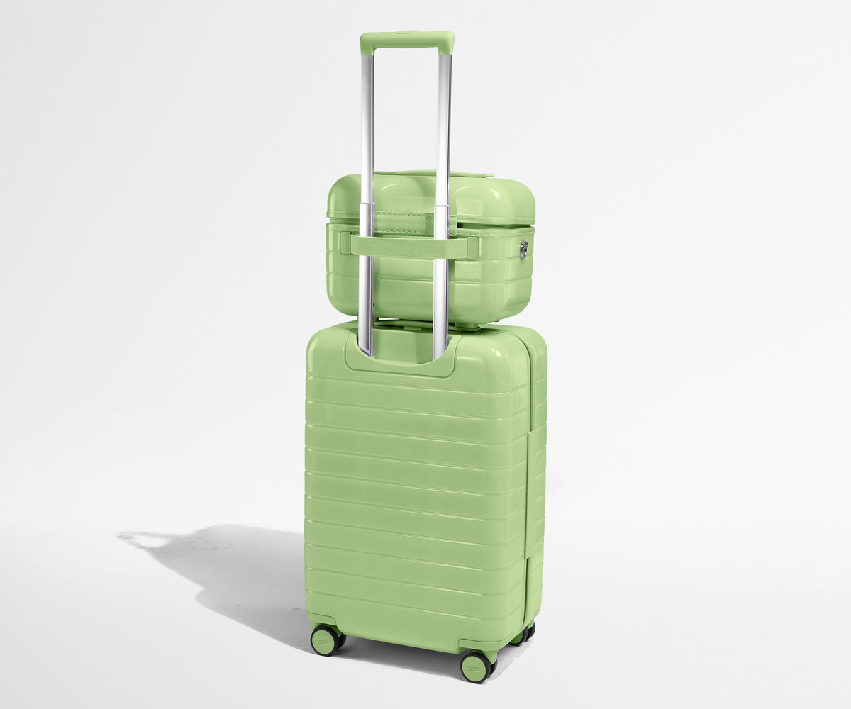 Away The Train Case Suitcase - Glazed Matcha Milk Green