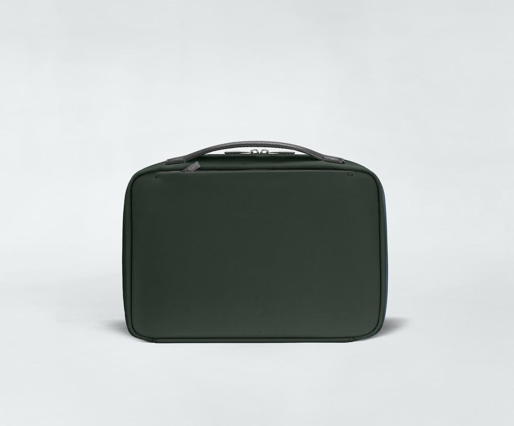 Away The Hanging Toiletry Bag in Green
