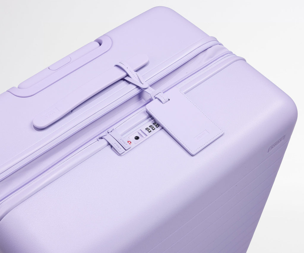 Away The Medium Flex Suitcase - Lavender Haze Purple