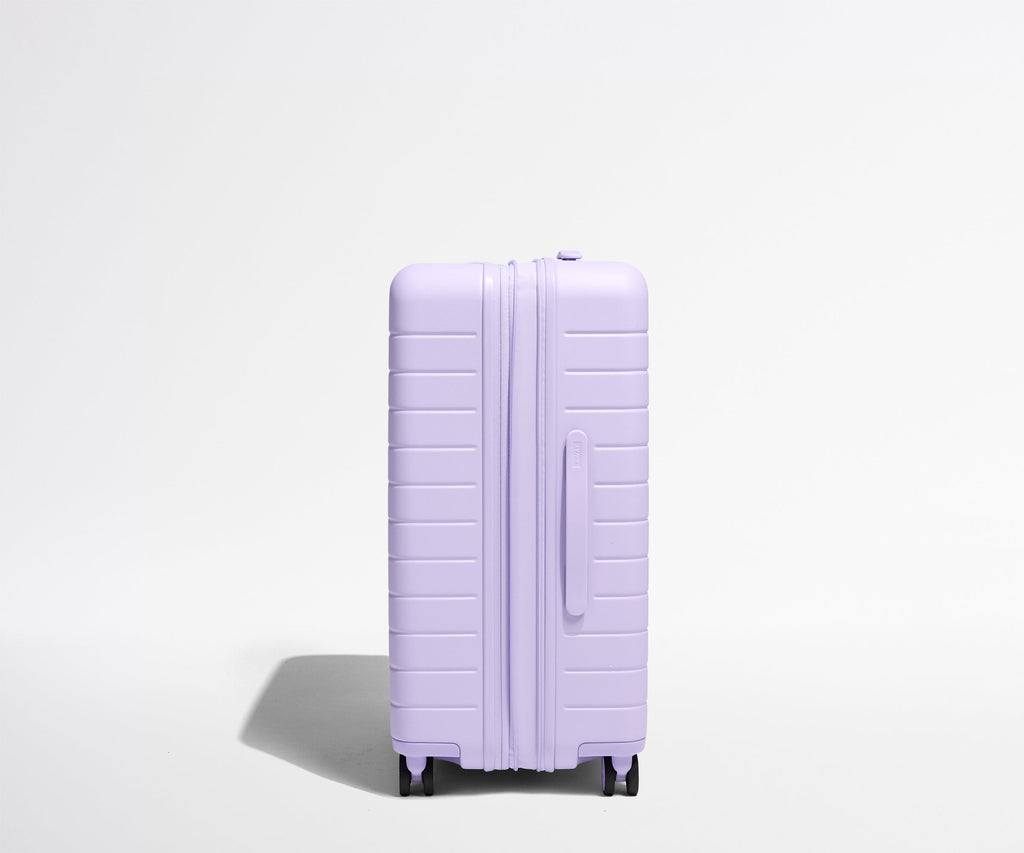 Away The Medium Flex Suitcase - Lavender Haze Purple