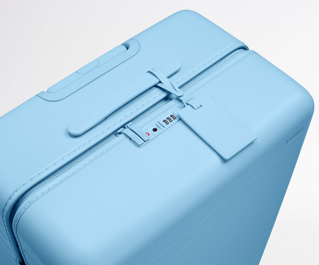 Away The Medium Suitcase - Opal Blue