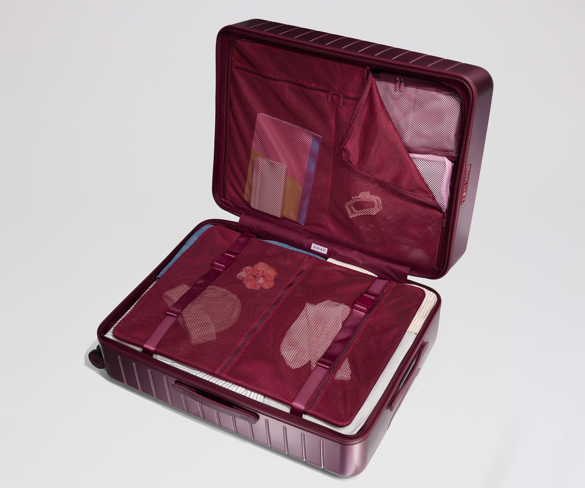 Away The Medium Suitcase - Ruby Haze