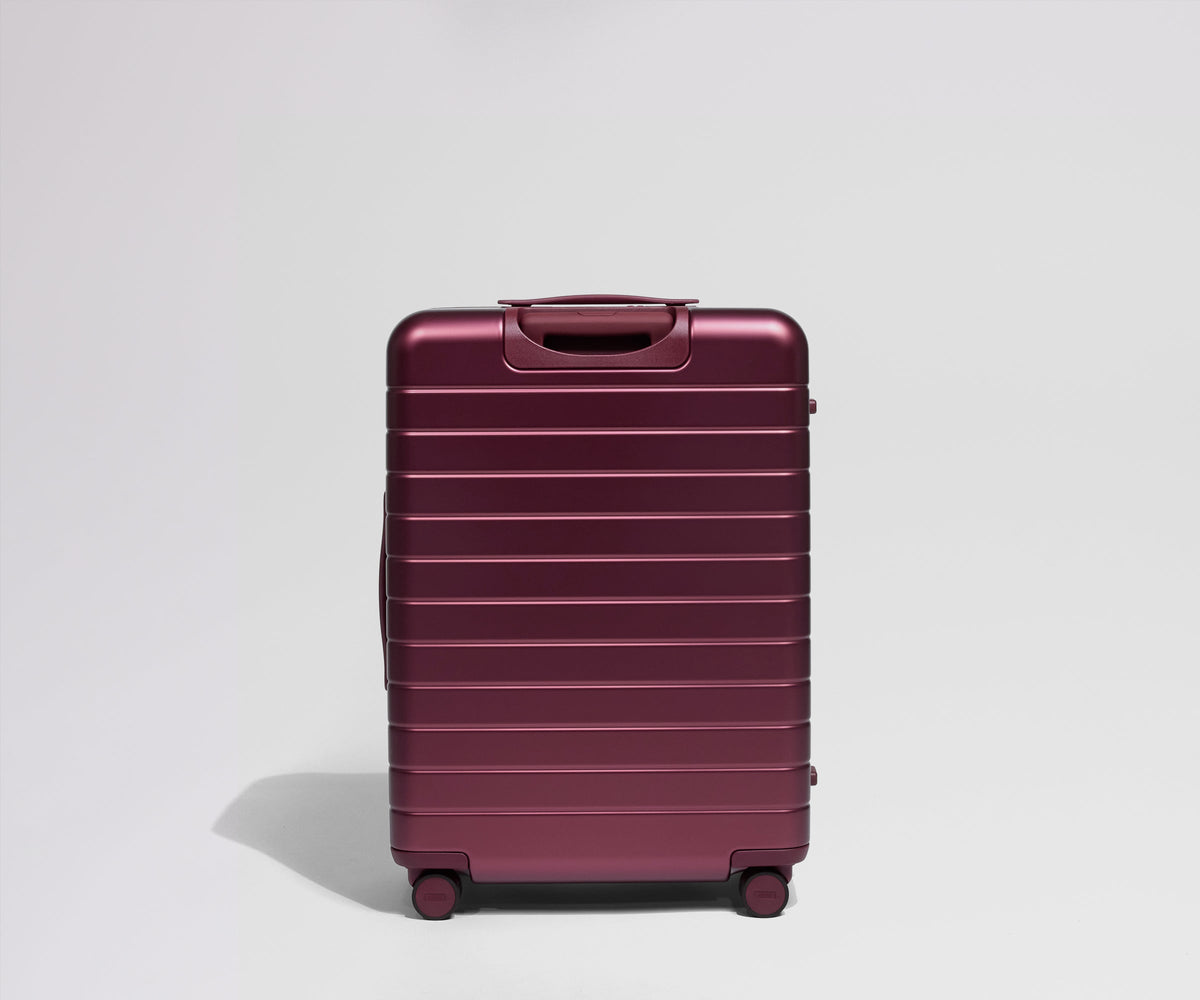 Away The Medium Suitcase - Ruby Haze