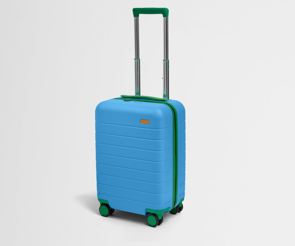 Away The Kids Carry-On Suitcase - Splash Blue