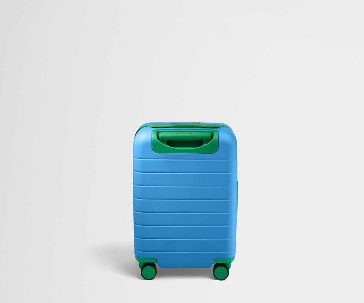 Away The Kids Carry-On Suitcase - Splash Blue