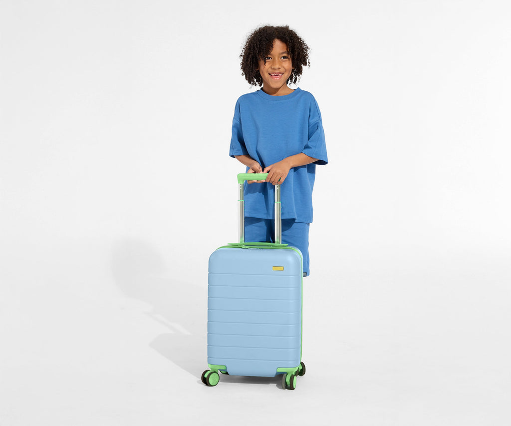 Away The Kids Carry-On Suitcase - Dragonfly Blue