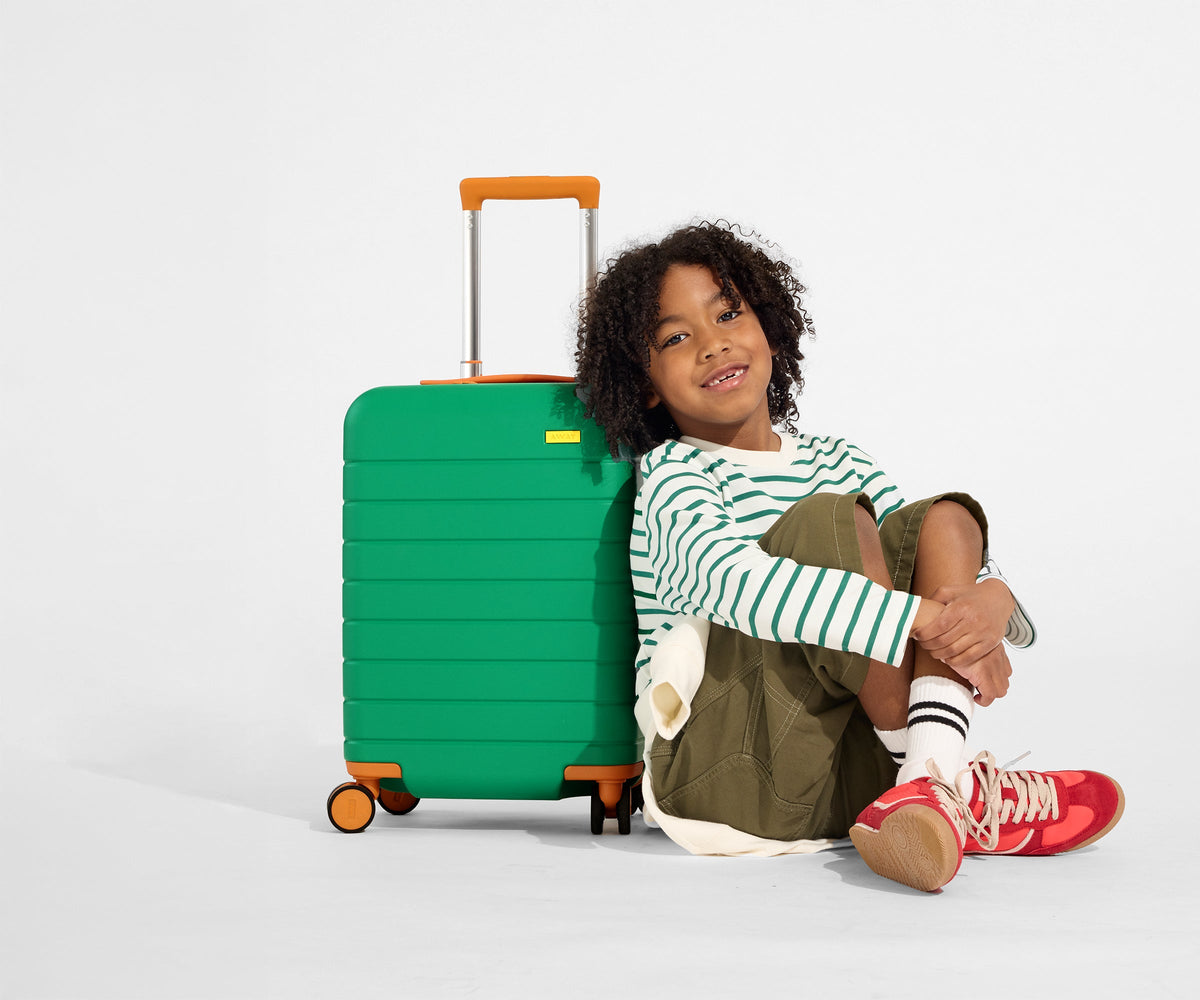 Away The Kids Carry-On Suitcase - Froggy Green