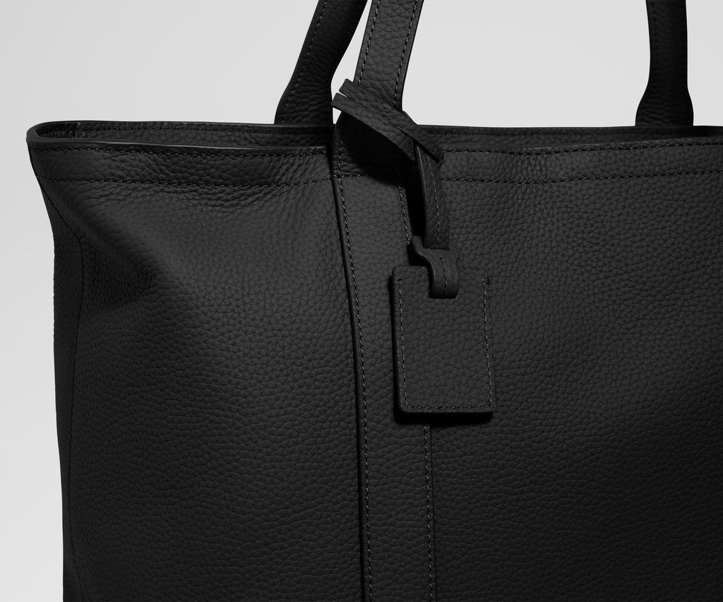 Away Leather Tote Tote Bag - Jet Black