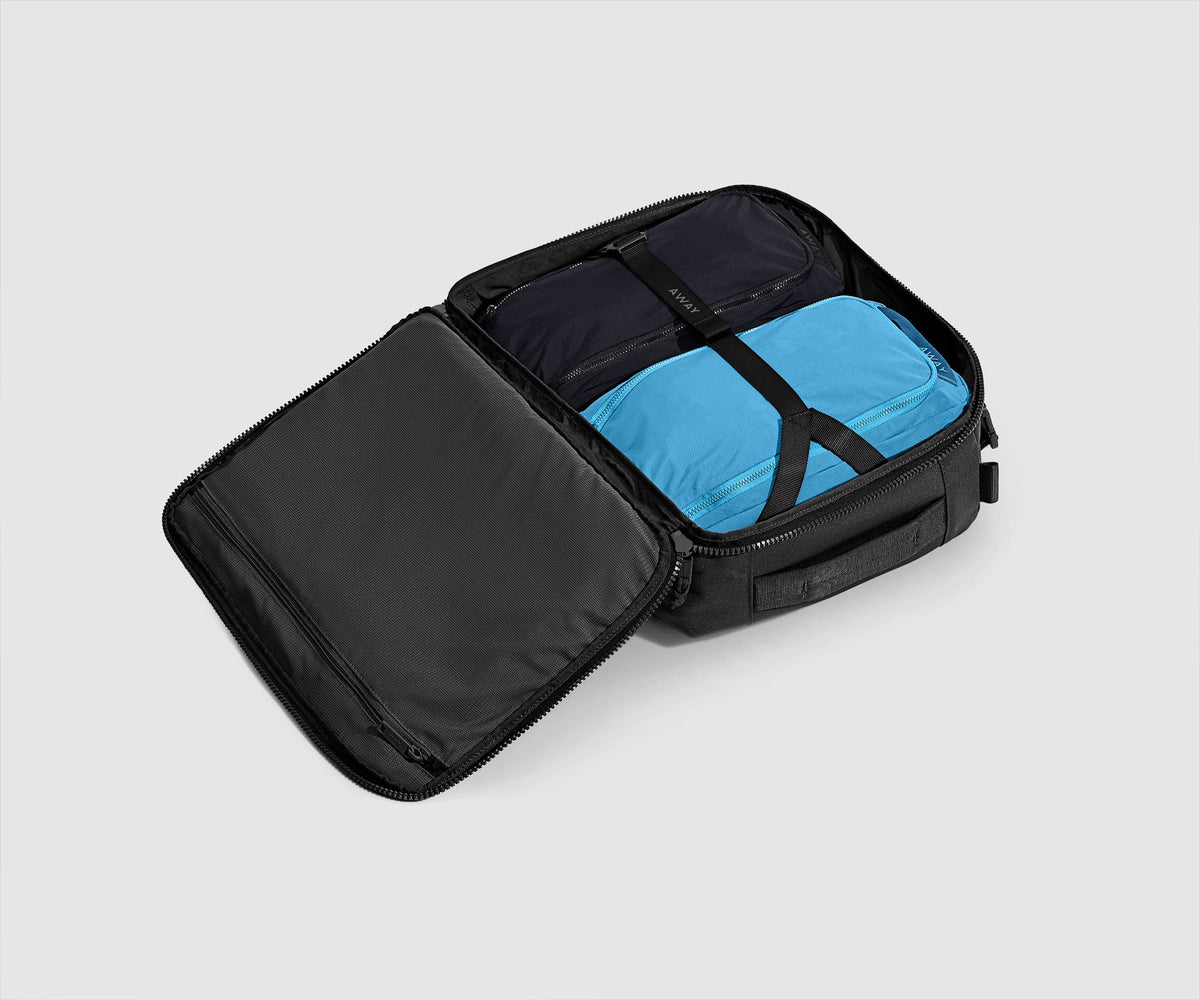 Away Active Convertible Backpack 25L in Jet Black