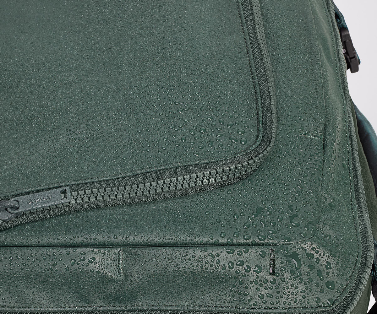 Away Active Convertible Backpack 25L in Forest Green