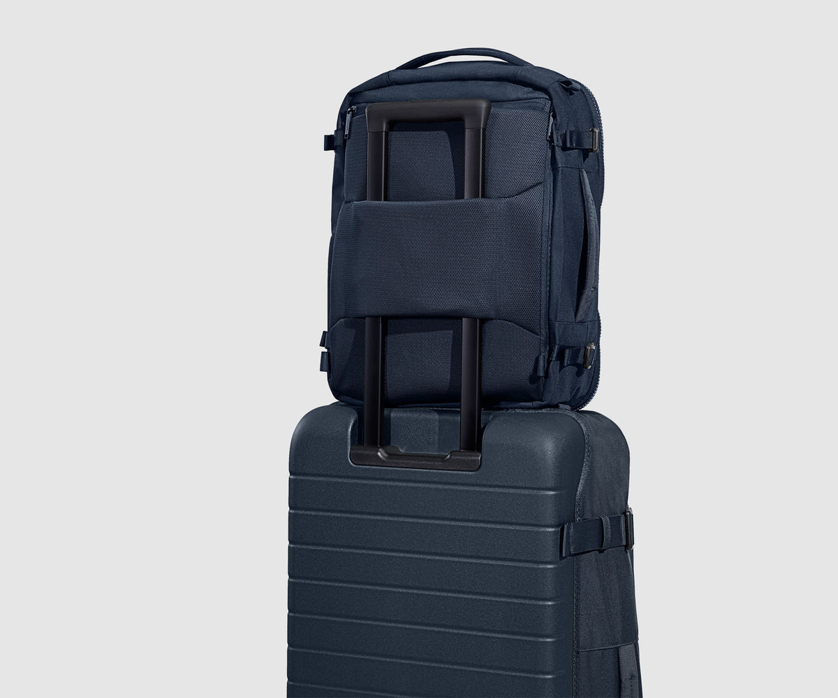 Away Active Convertible Backpack 25L in Navy Blue