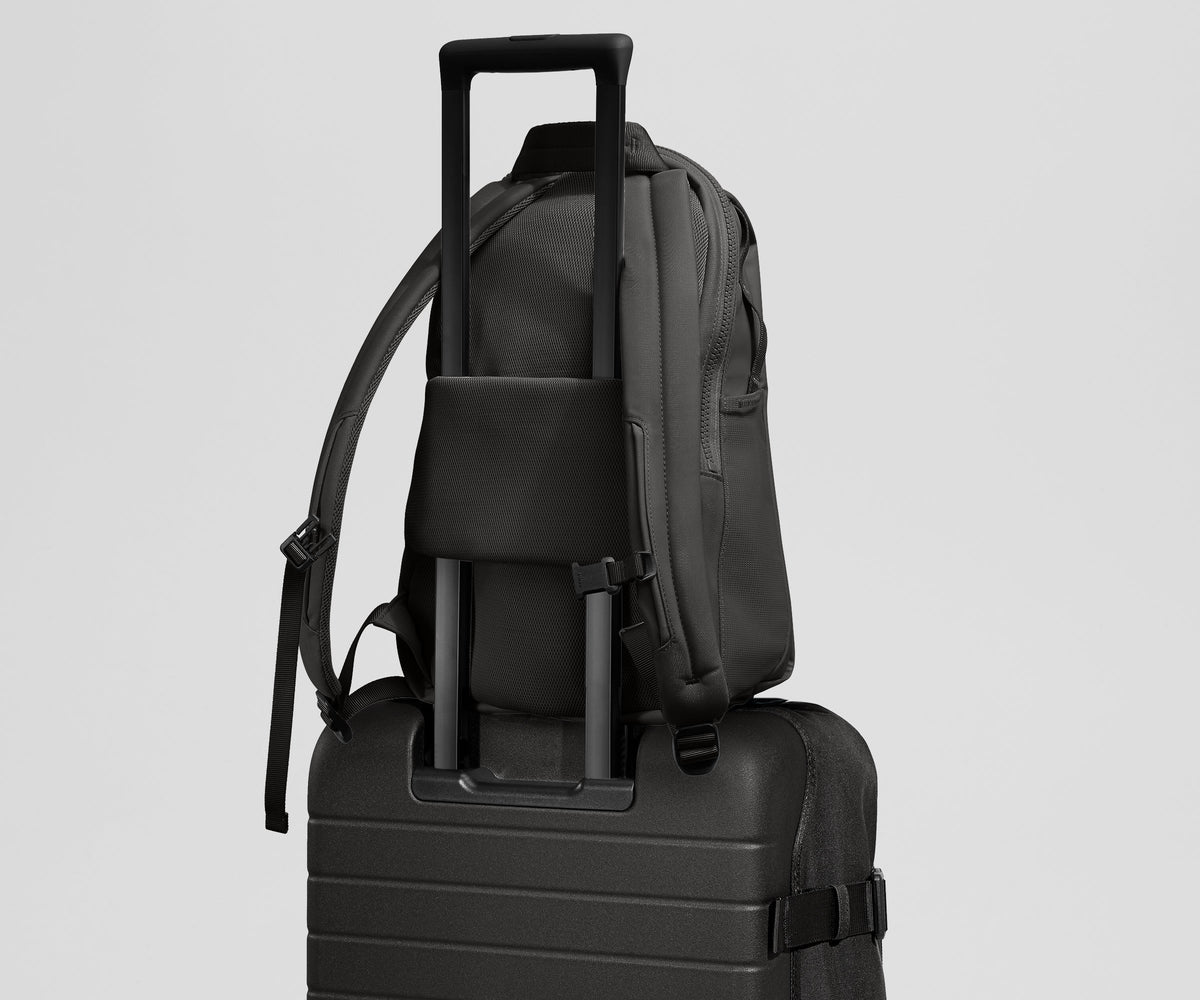 Away Active Daypack 20L Travel Accessory - Jet Black