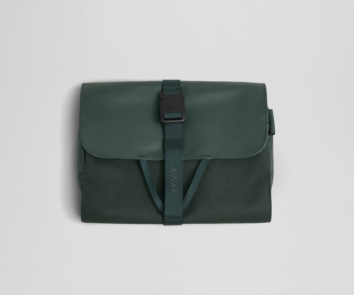 Away Active Hanging Toiletry Bag