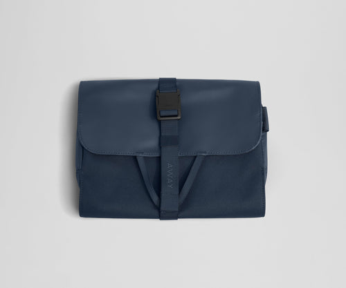 Away Active Hanging Toiletry Bag