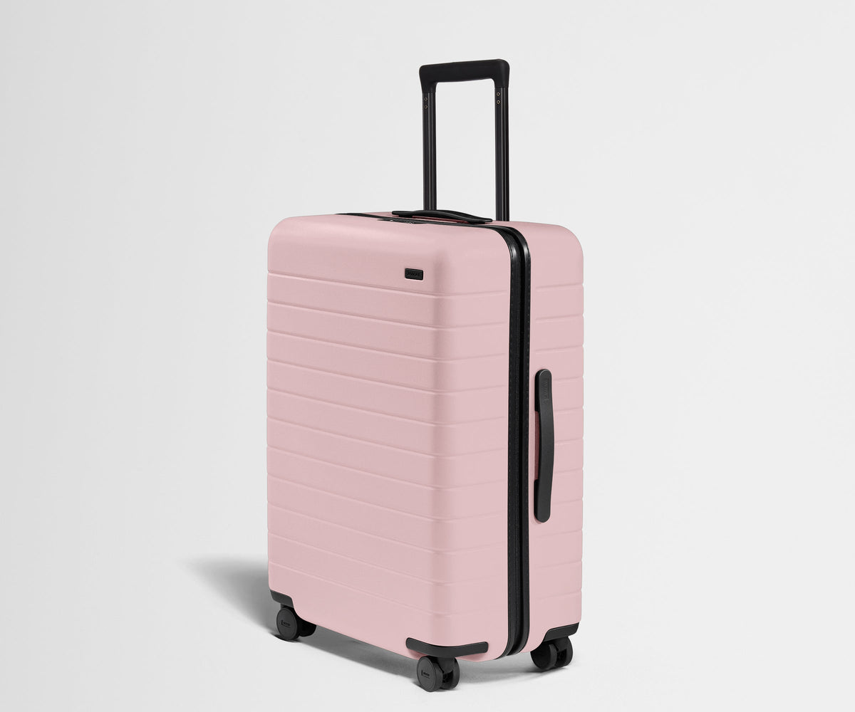 Away The Medium Suitcase - Blush Pink