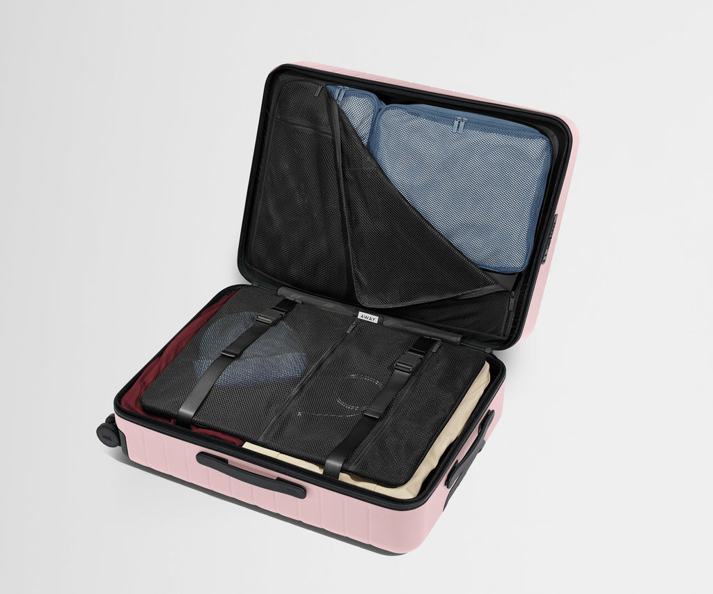 Away The Medium Suitcase - Blush Pink