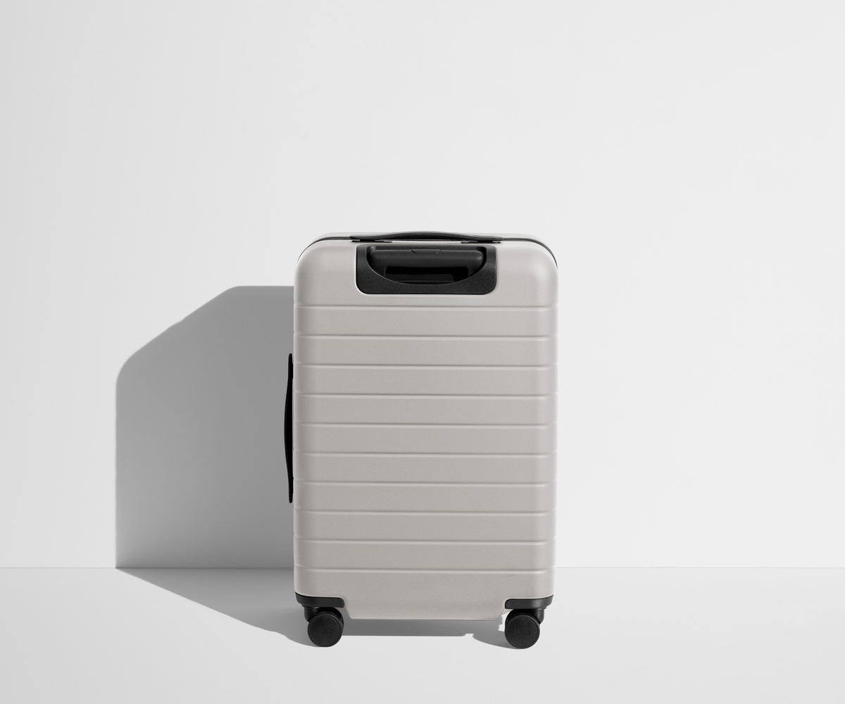 Away The Bigger Carry-On Suitcase - Cloud Gray