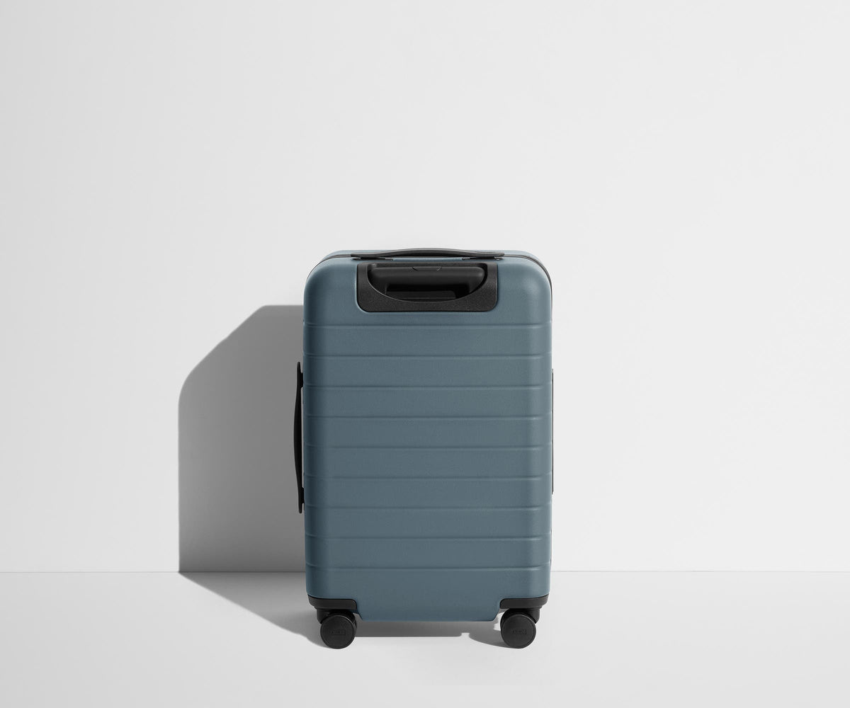 Away The Carry-On Flex Suitcase - Coast Blue (DTM)