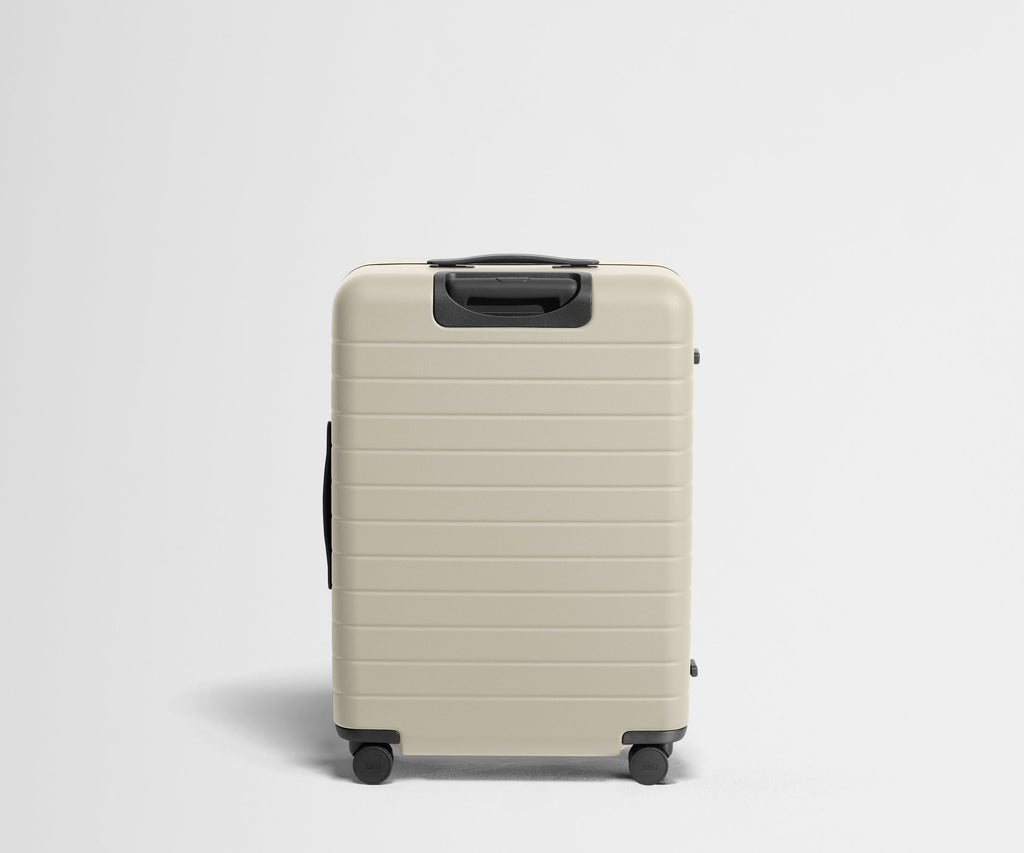 Away The Medium Suitcase - Salt White
