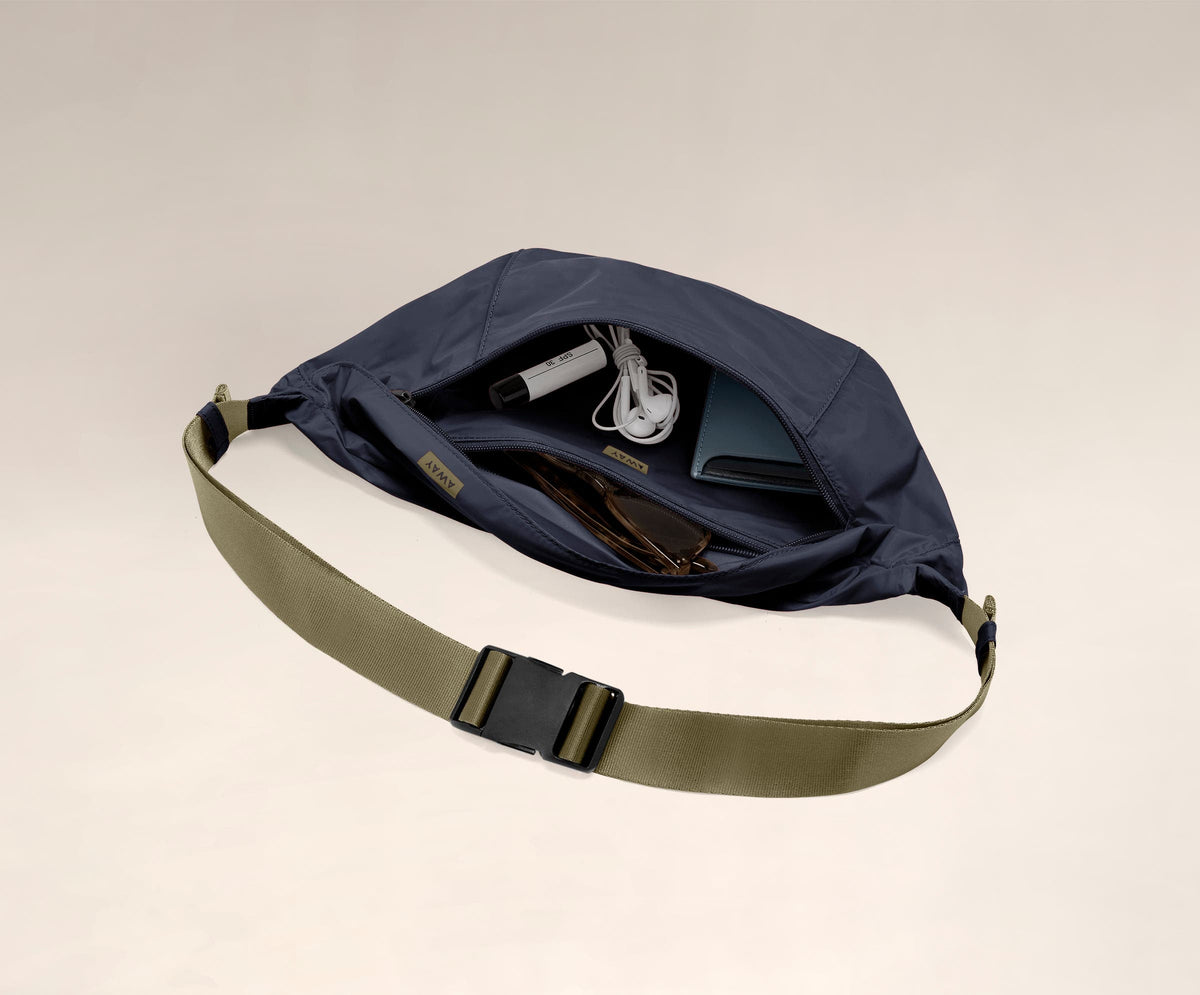 Away The Packable Sling Bag Crossbody Bag - Navy Blue