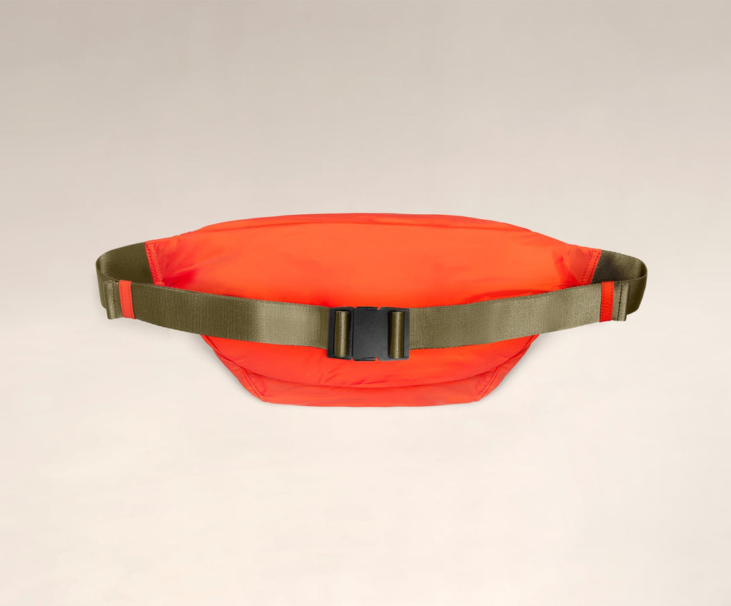 Away The Packable Sling Bag Crossbody Bag - Cayenne