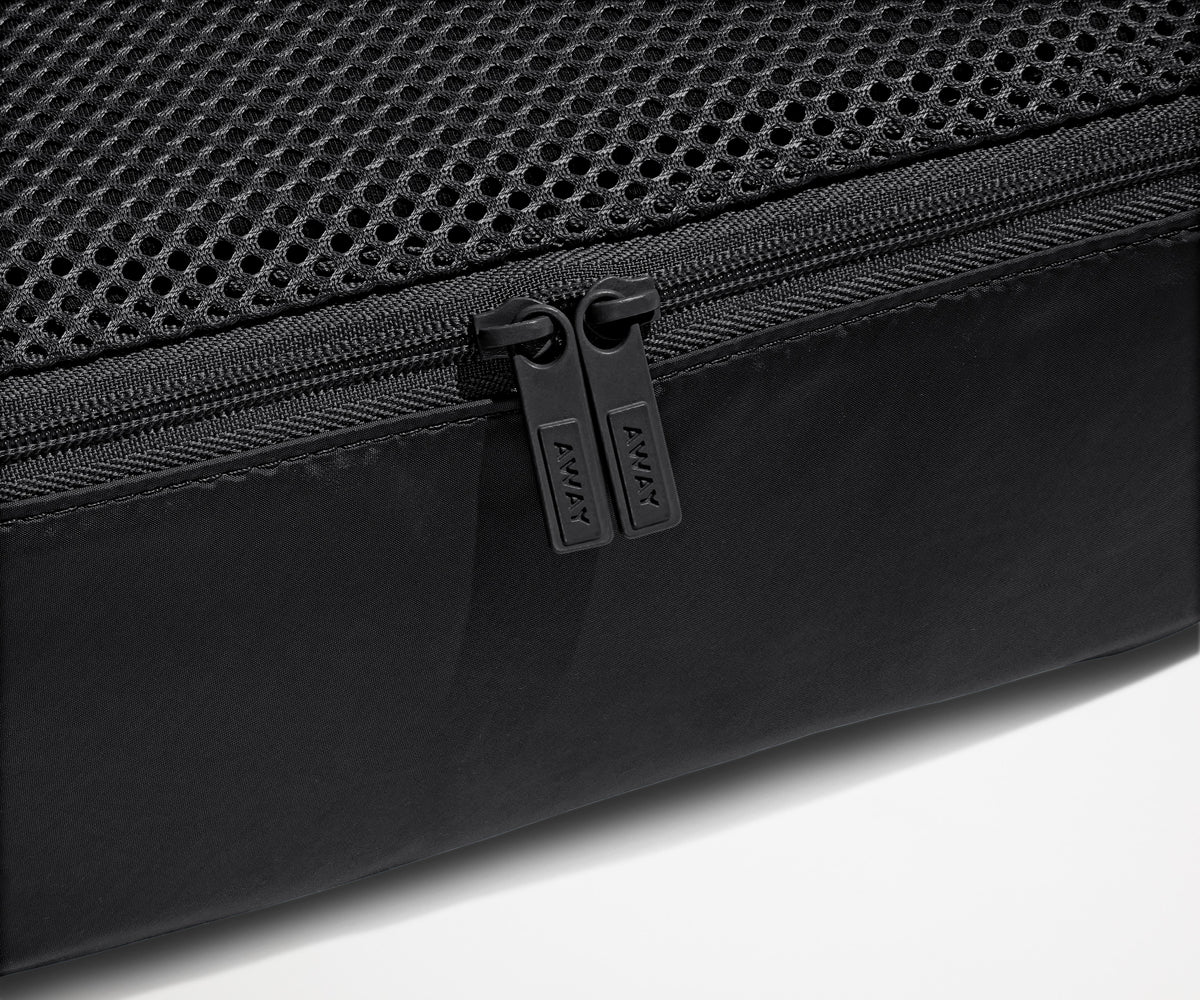 Away Insider Packing Cubes (Set of 4) in Jet Black