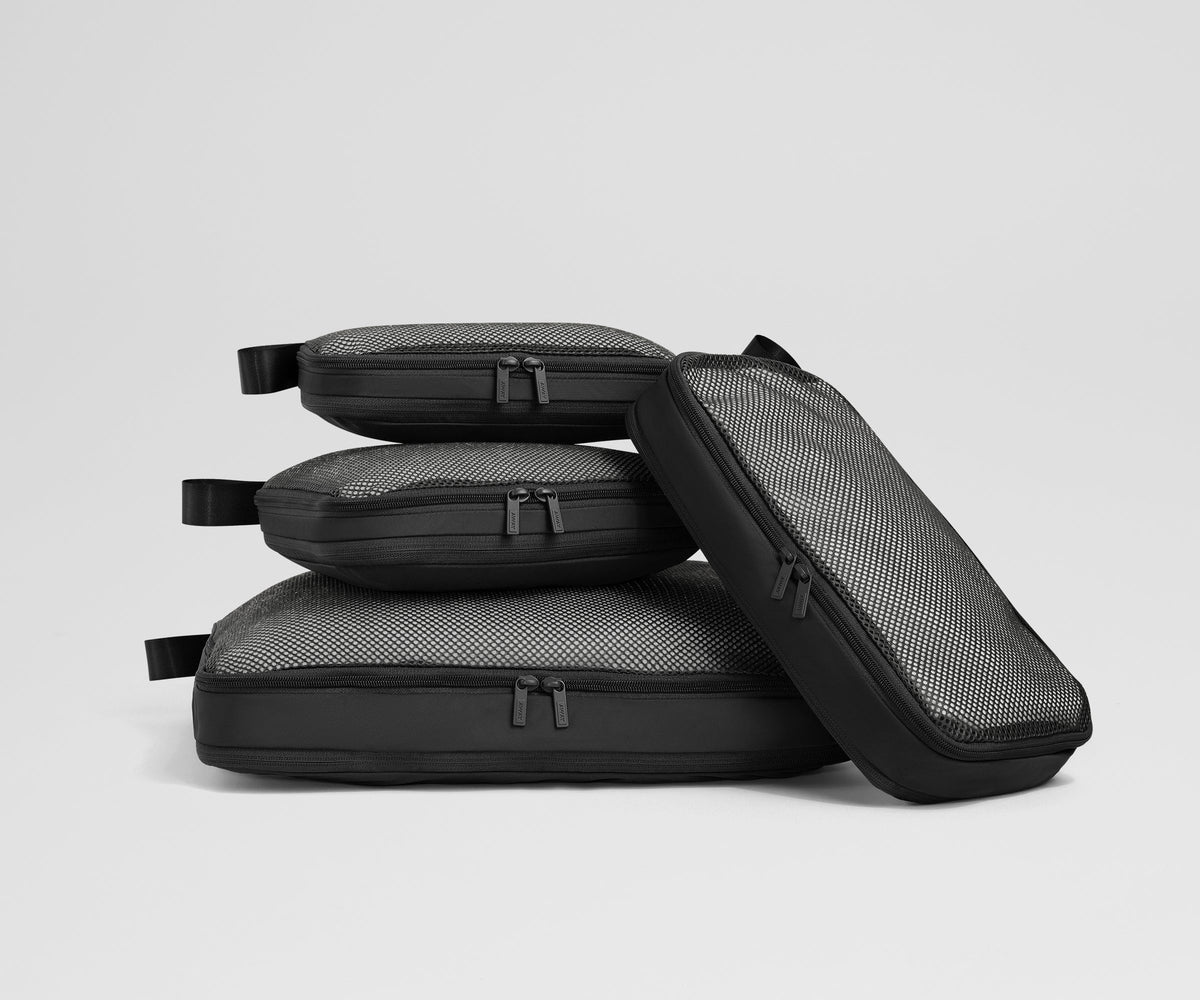 Away Compression Packing Cubes in Jet Black